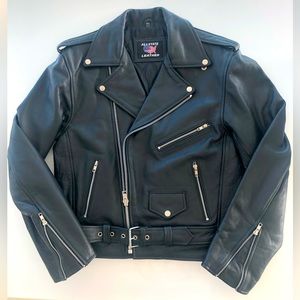 Retro 90’s Black leather bikers jacket. NWOT size 40 Excellent condition